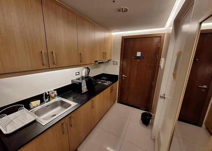 Staycation At Shell Residences In Moa Complex Apartment *